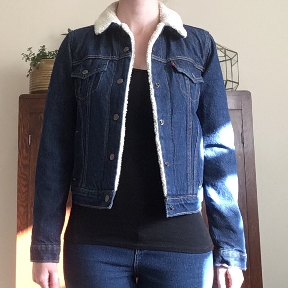 Levi Sherpa Trucker Jean Jacket NWOT - Picture 2 of 10